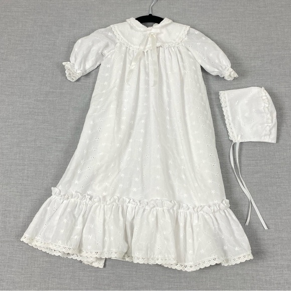 White Eyelet Christening Gown with Bonnet and Undershirt Vintage - Picture 1 of 11